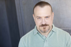 Pete Giovagnoli's acting headshot