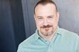 Pete Giovagnoli's acting headshot